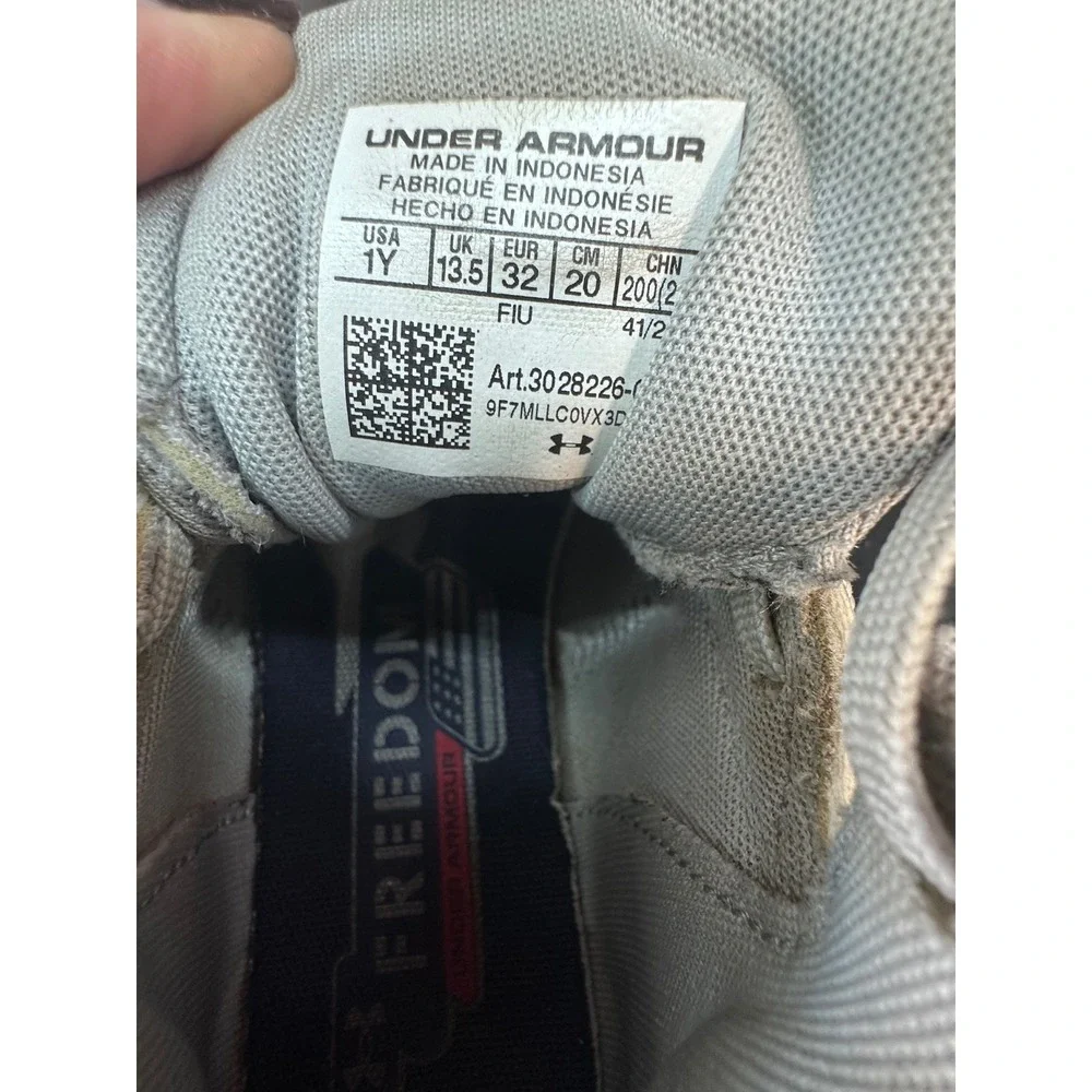 Under Armour touch navy